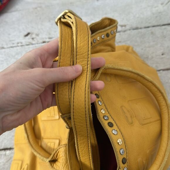 IOpelle Italy Leather Perfume Bottle Embossed Tote Bag - Picture 6 of 7